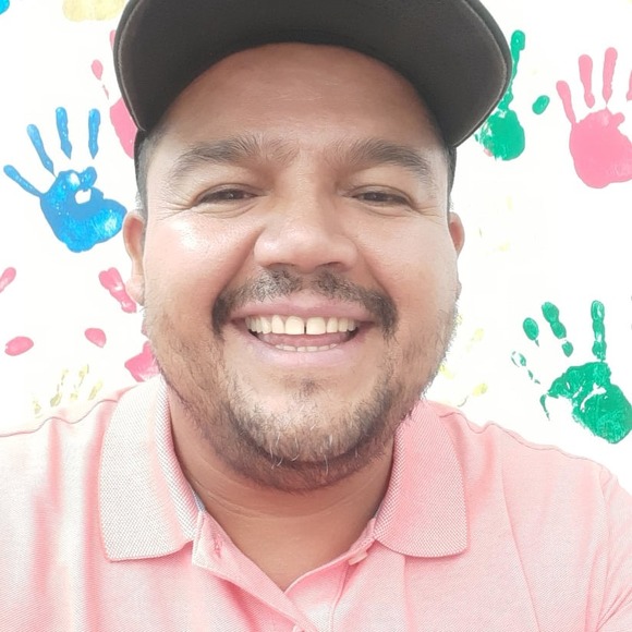 Poshmark profile picture for @grupo